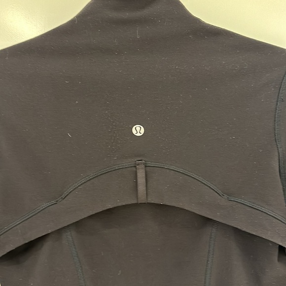 Lululemon black running jacket. Size 8. Runs small. - Picture 5 of 6